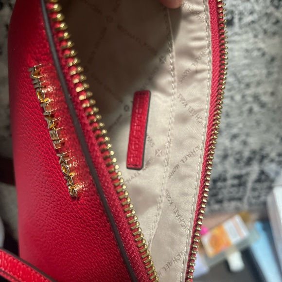 New without tags Michael kors wrist wallet - Picture 4 of 6